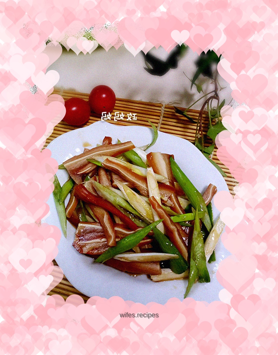 Pig ears mixed with green onions