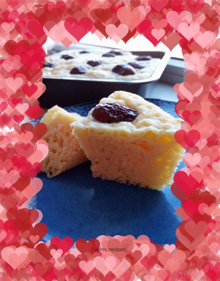 Red date cornmeal steamed cake