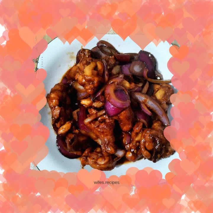 Fried chicken legs with onions