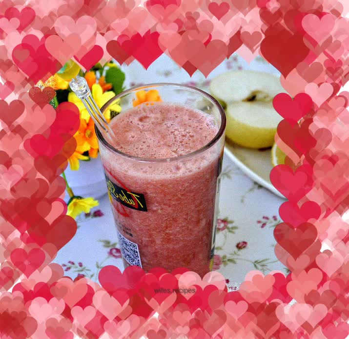 Strawberry, Peach and Pineapple Juice