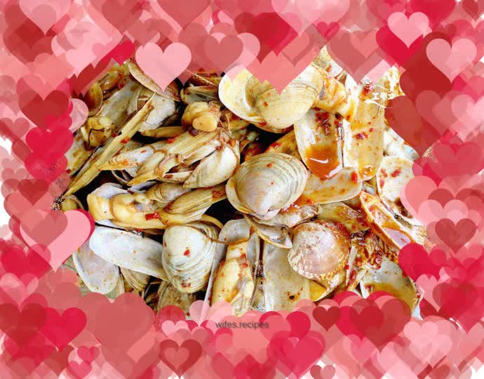 Spicy stir-fried mixed clams