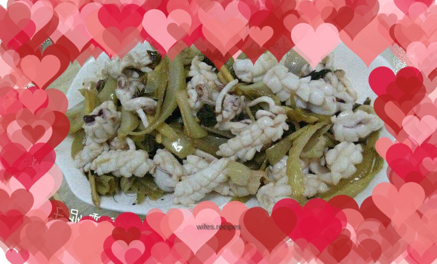 Stir-fried squid and pickles