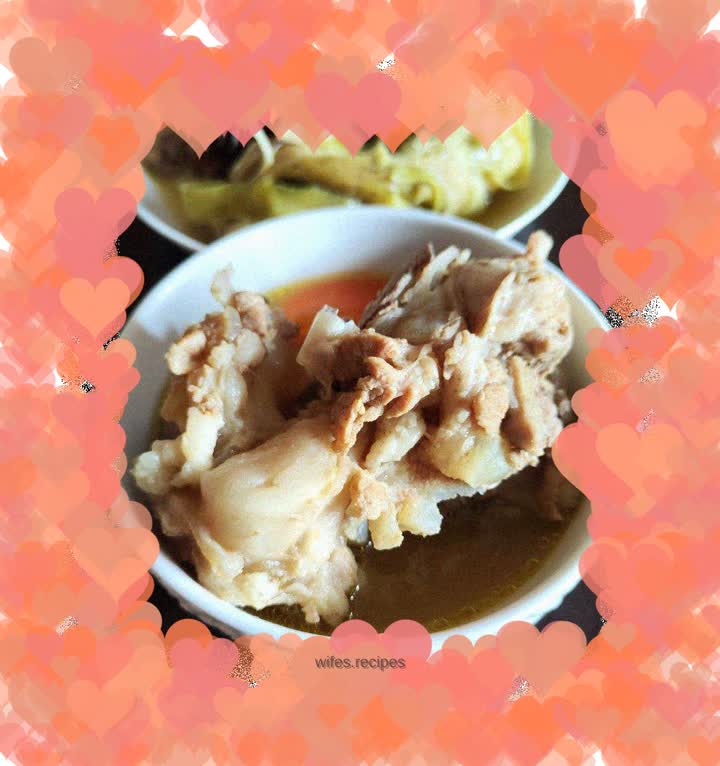 Bawanghua Pork Bone Soup