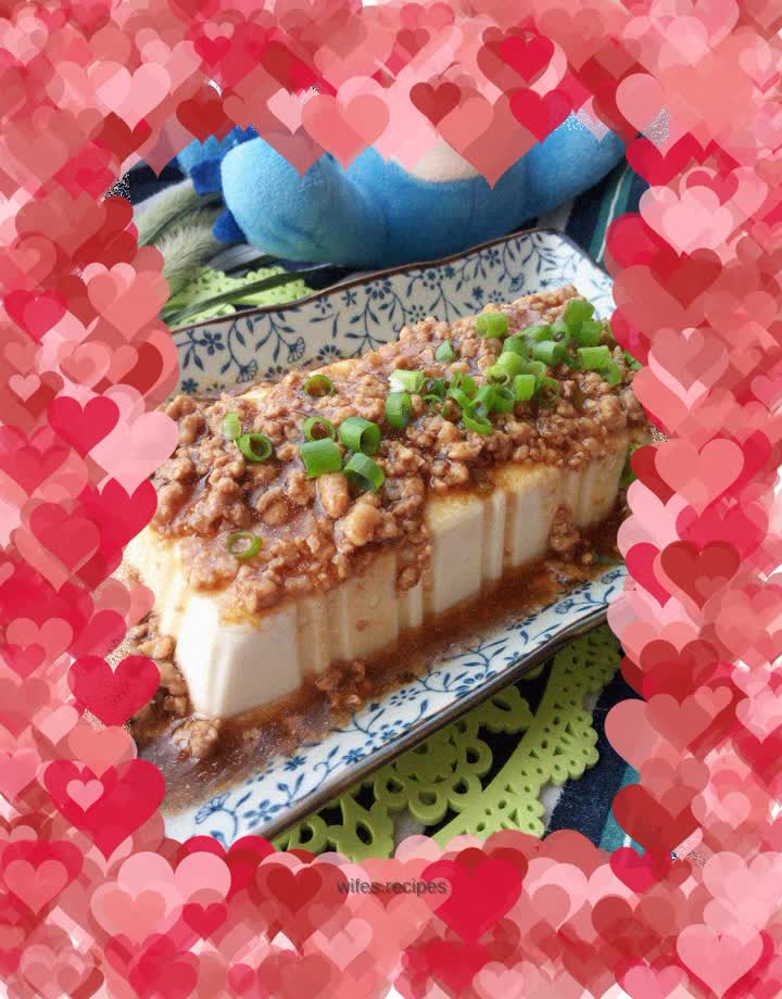 Silky tofu with gravy