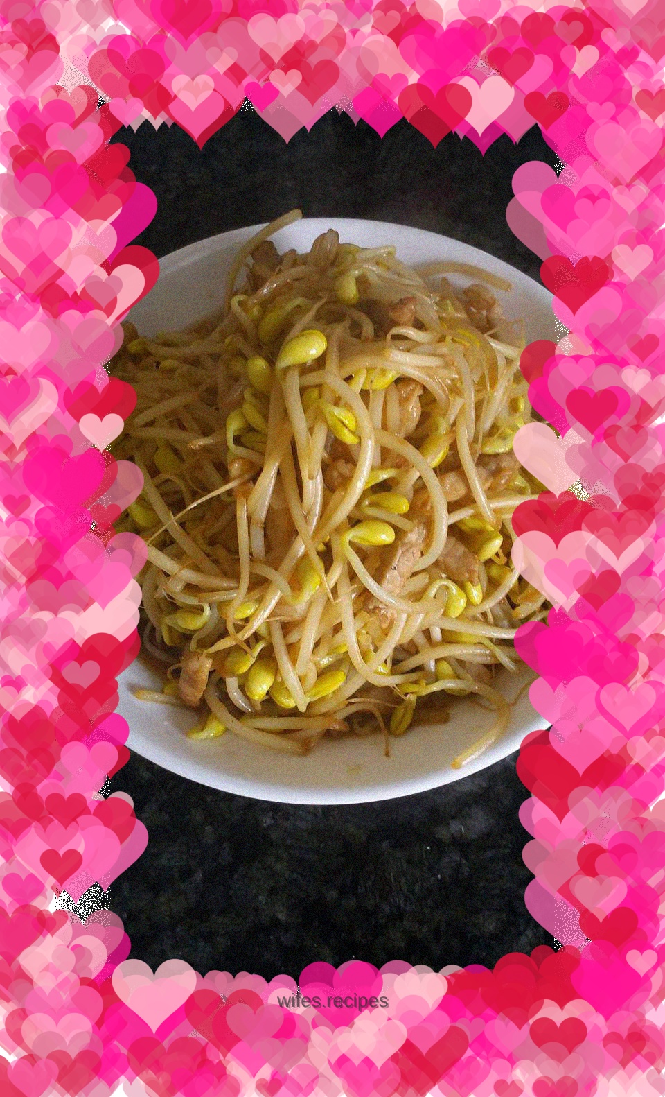 Stir-fried pork with bean sprouts