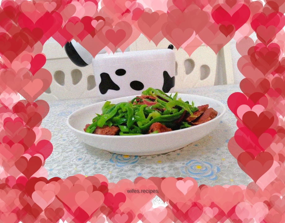 Stir-fried beef with green pepper