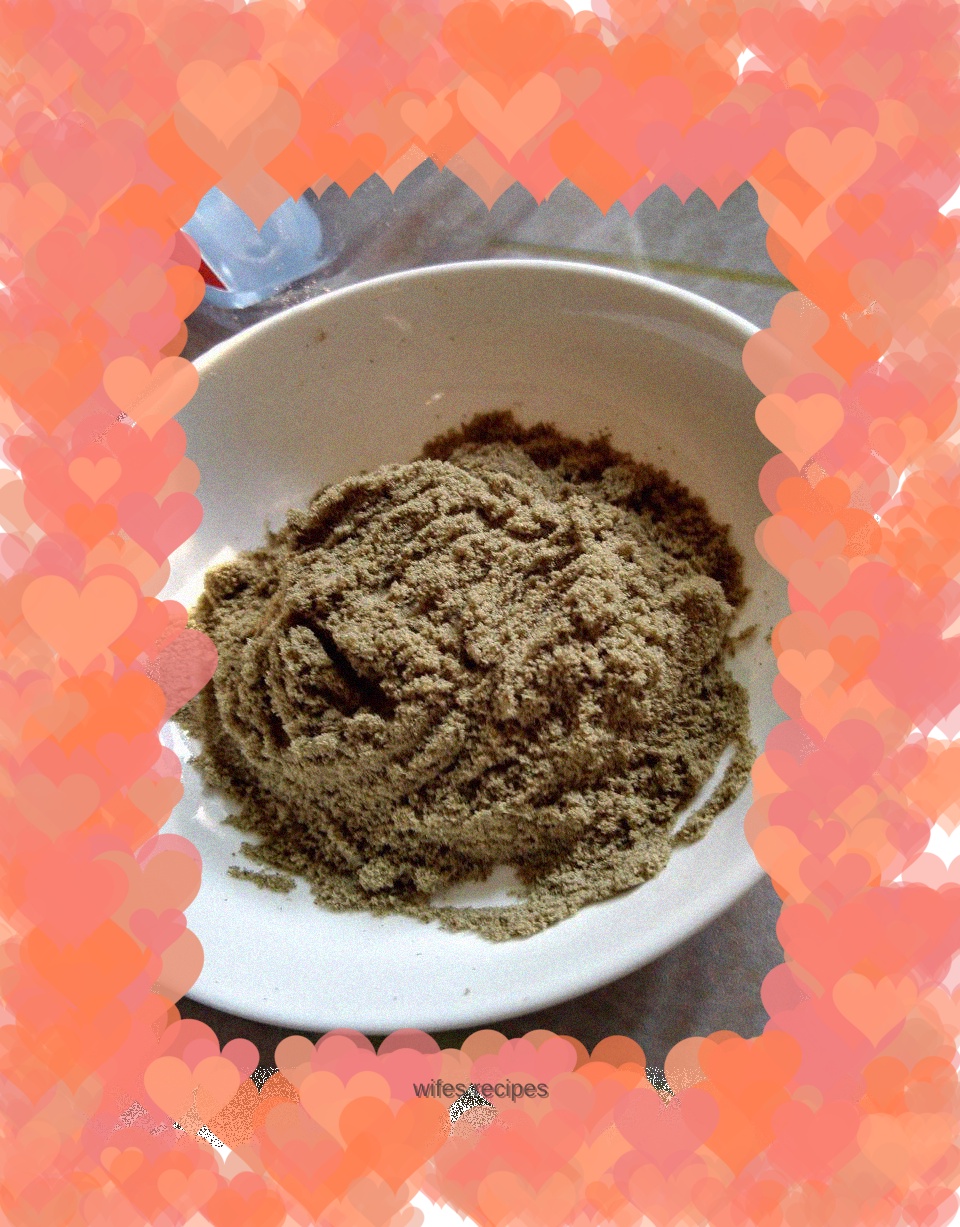 Homemade walnut, sesame and black bean flour