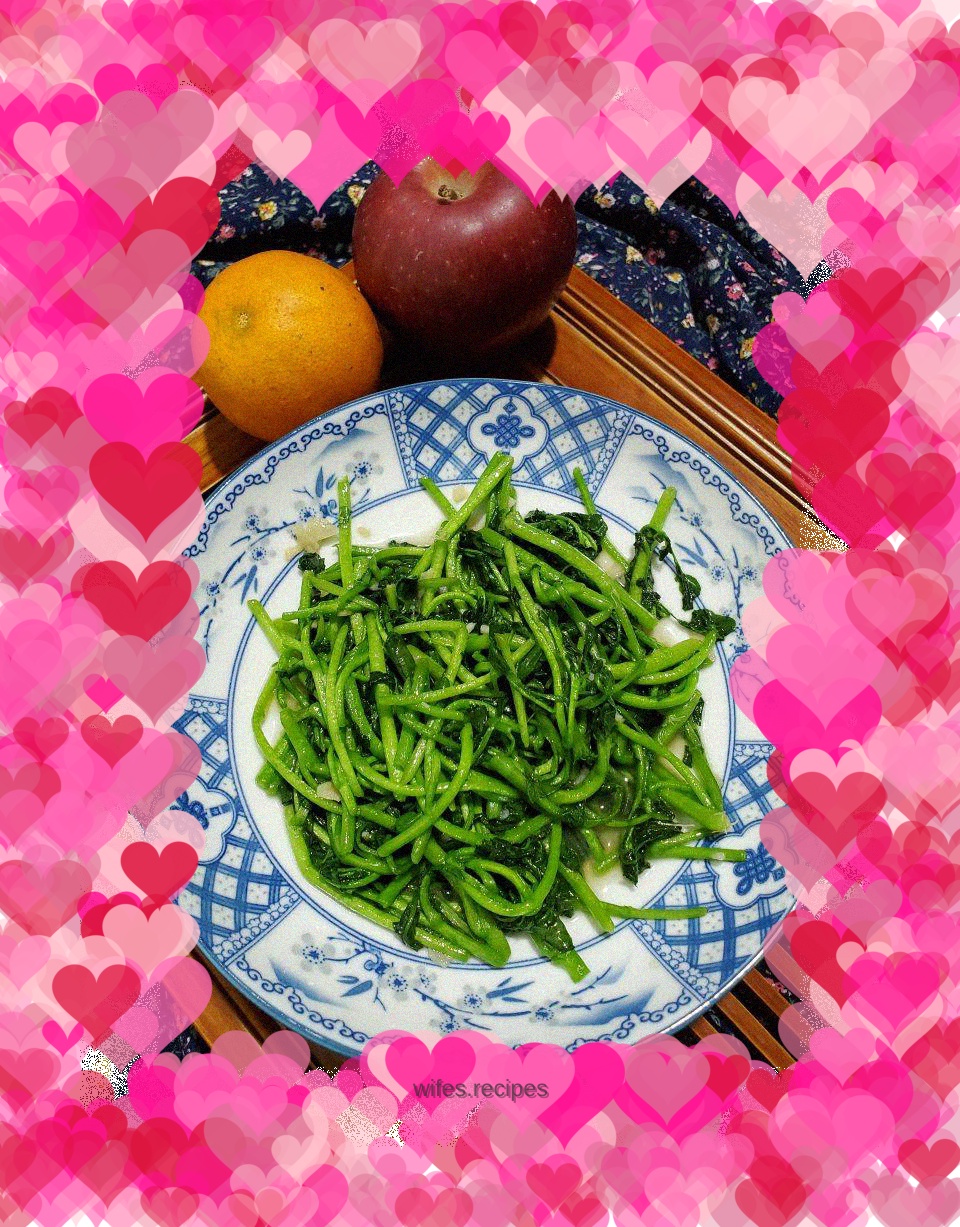 Stir-fried watercress with garlic