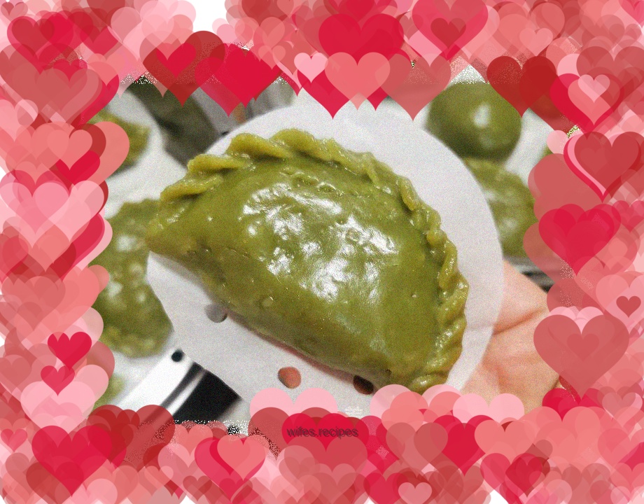 Mushrooms, water chestnuts, sausage stuffed with mugwort