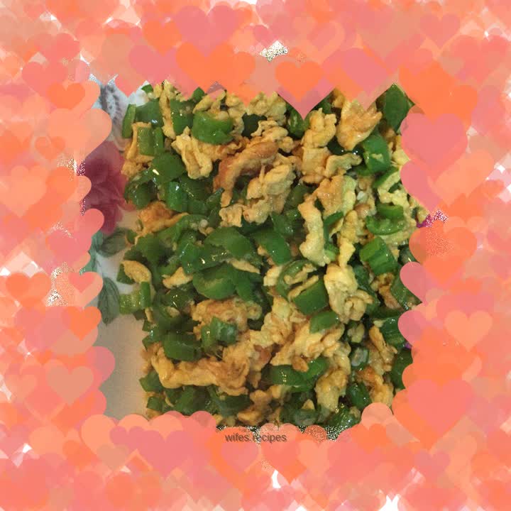 Scrambled Eggs with Spicy Peppers