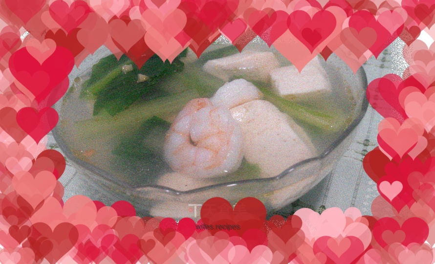 Chinese cabbage, shrimp, tofu soup