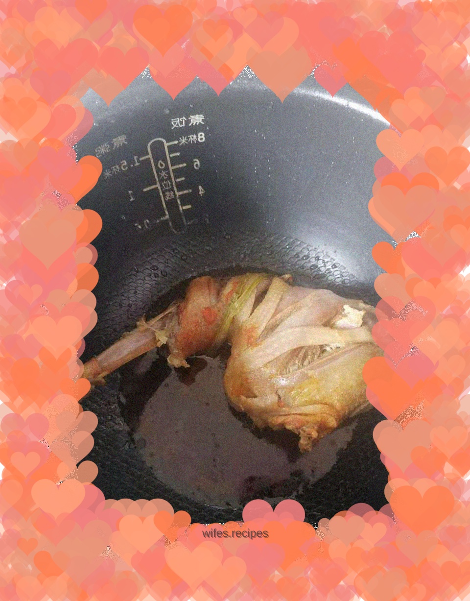 Rice cooker stewed chicken legs