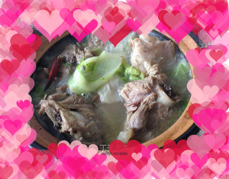 Cabbage and meat bone pot