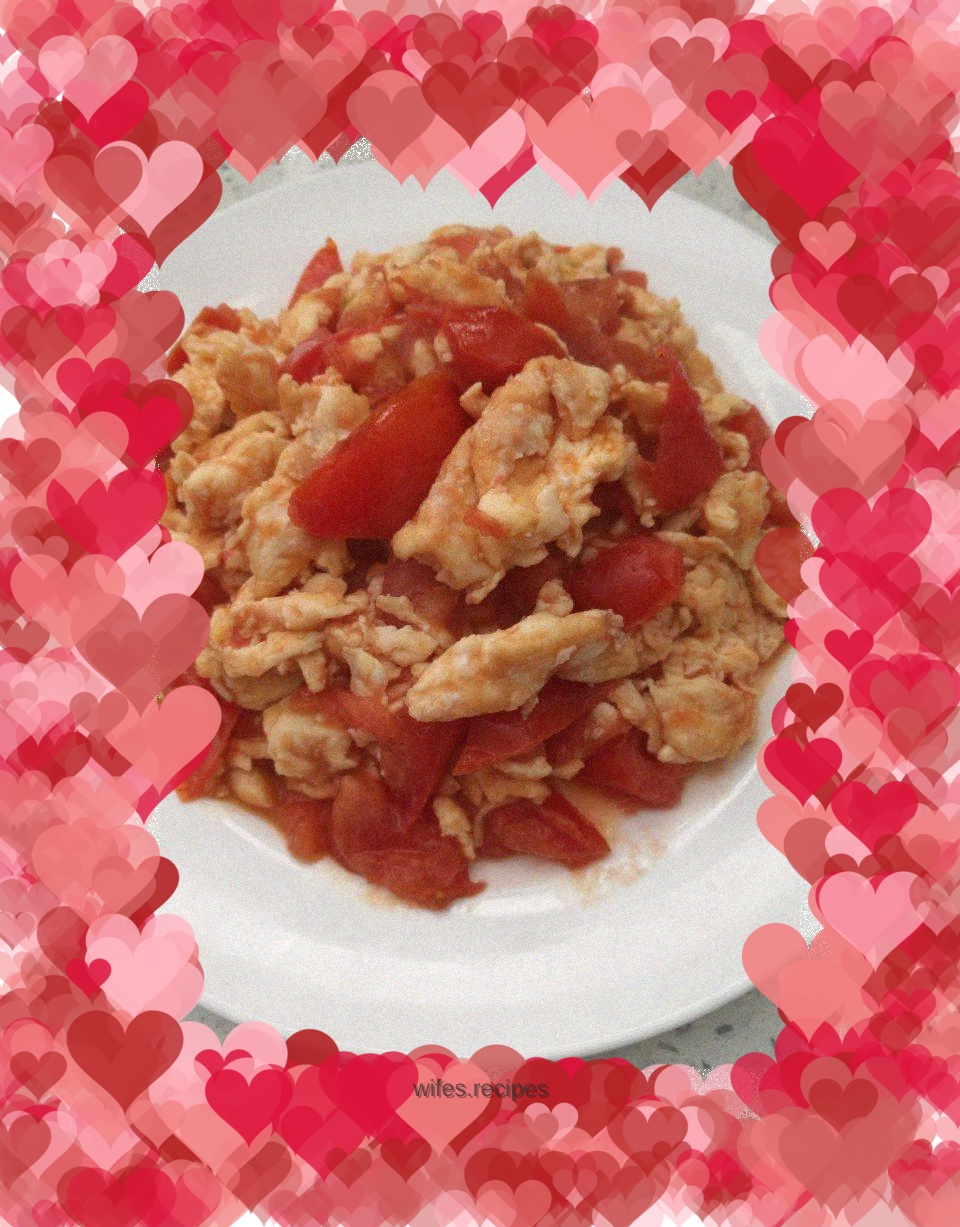 Scrambled eggs with tomatoes