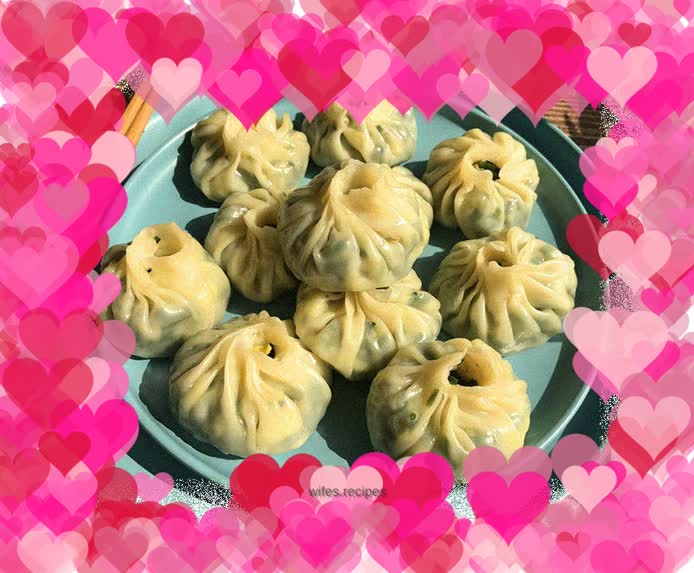 Chives, egg and tofu skin buns