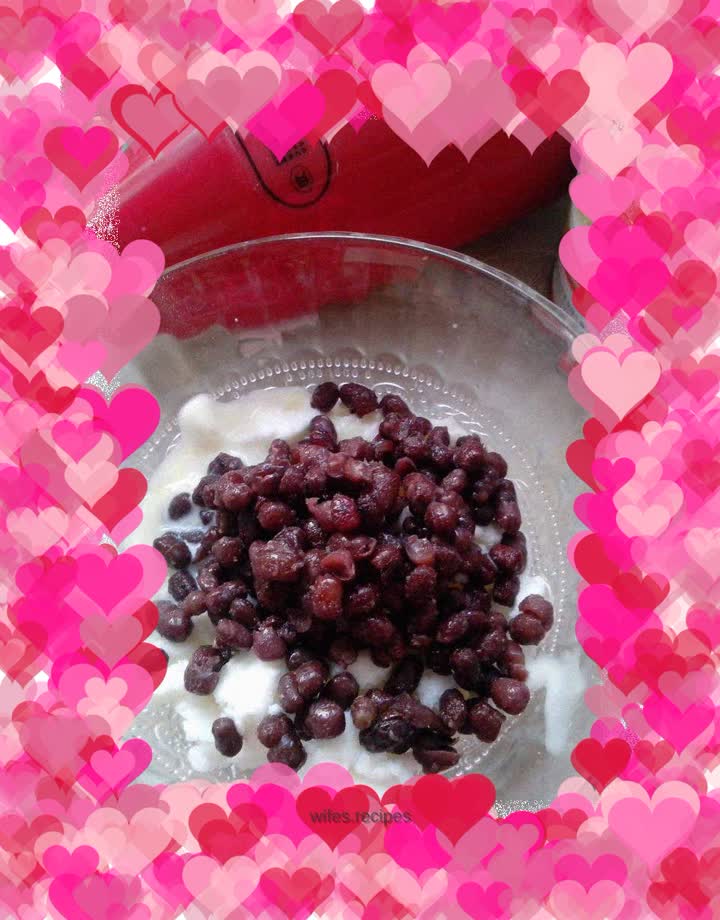 Milk red bean smoothie
