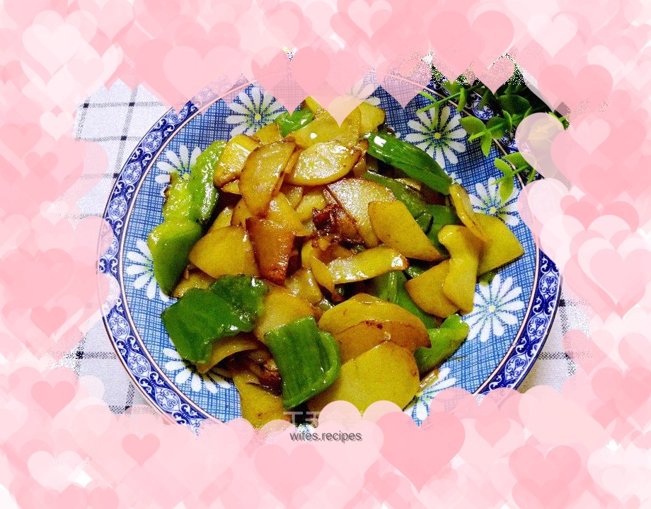 Ten-minute quick dish of green pepper and potato slices