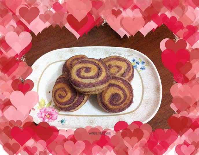 Purple sweet potato spiral mung bean cake