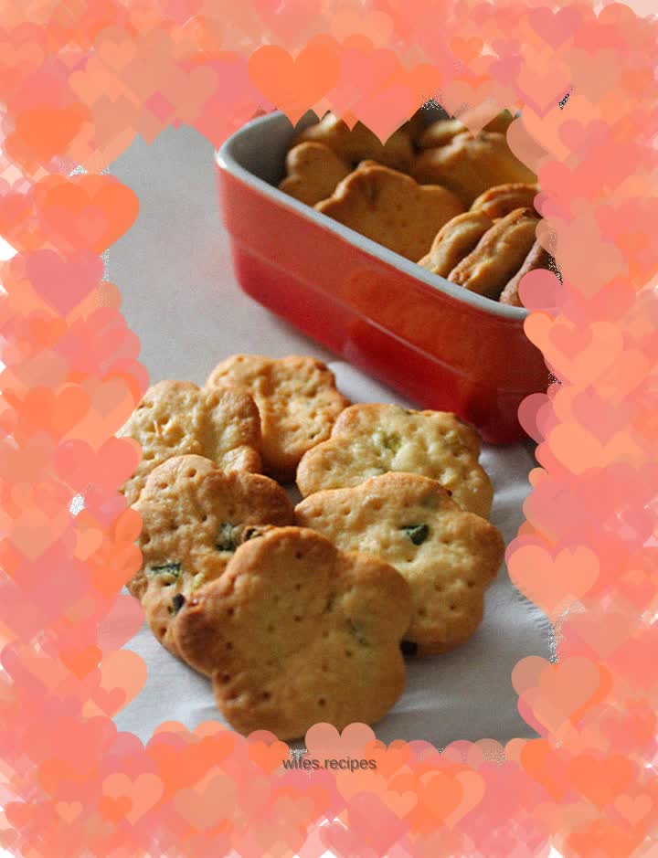 Fragrant chive biscuits