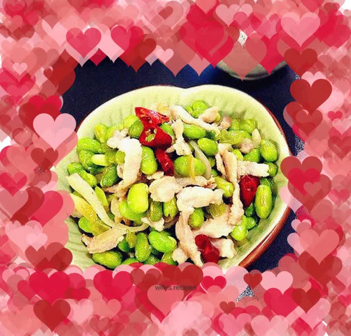 Stir-fried shredded pork with edamame and pickled mustard