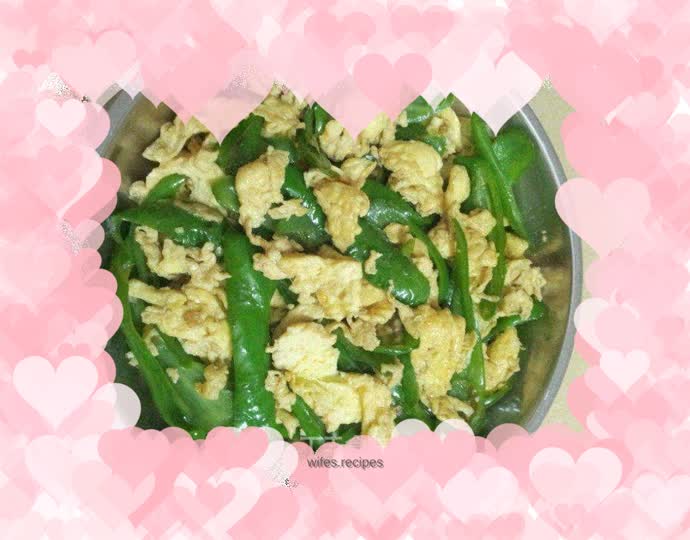 Chili scrambled eggs