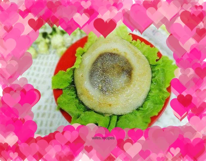 Glutinous Rice Cake with Pear Juice and Bean Paste