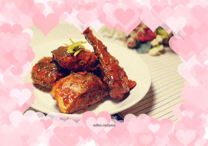 Spanish mackerel with tomato sauce