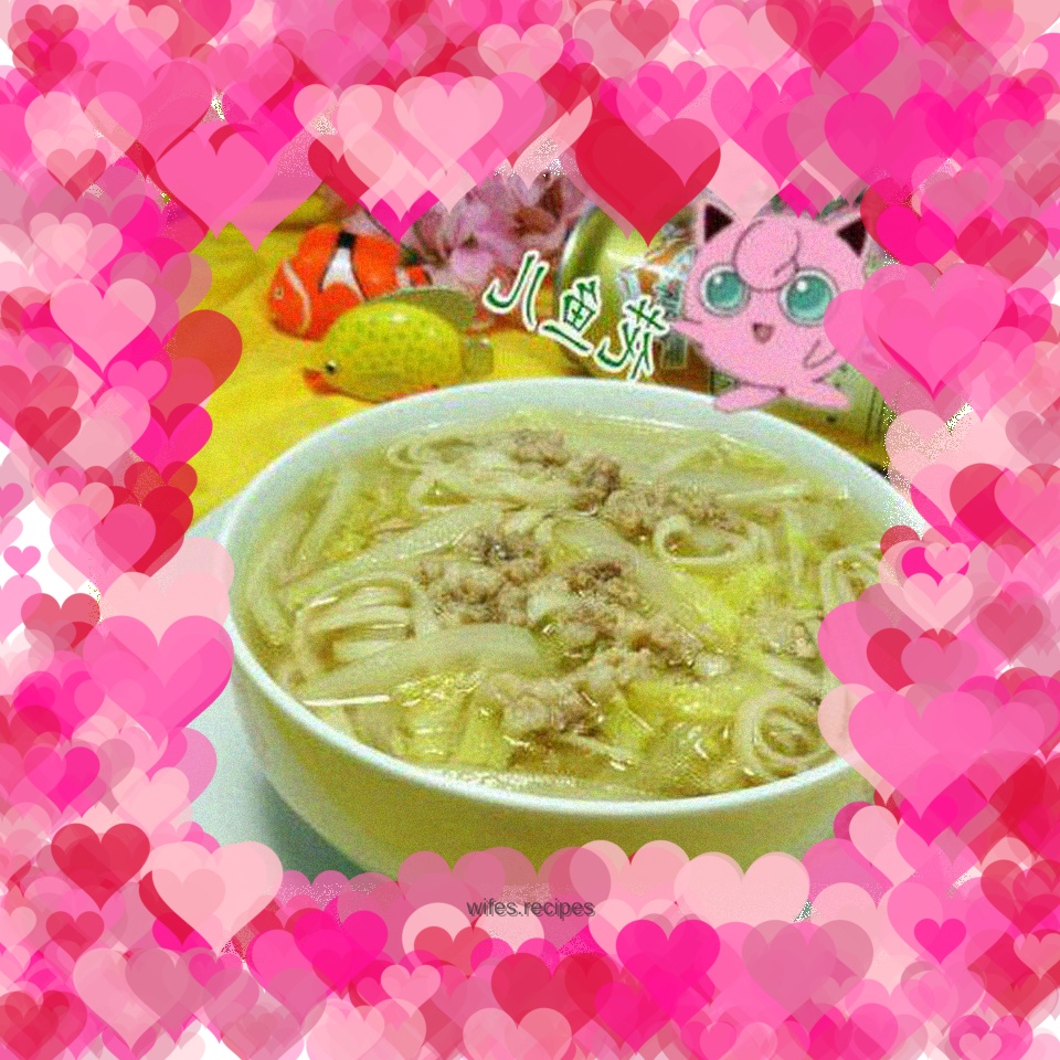 Minced Pork and Cabbage Noodle Soup