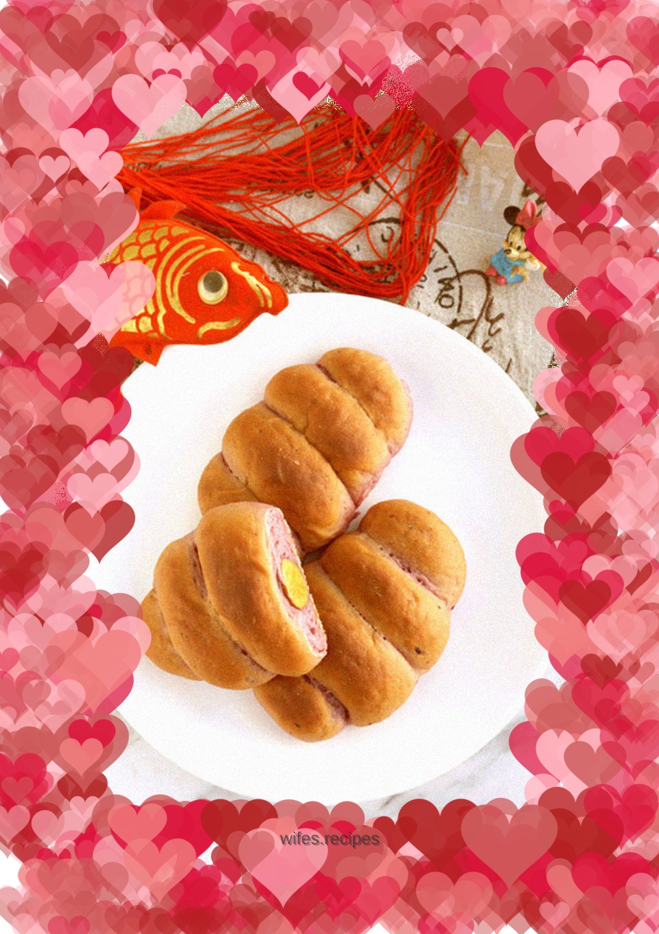 【USA】Purple sweet potato and sausage buns