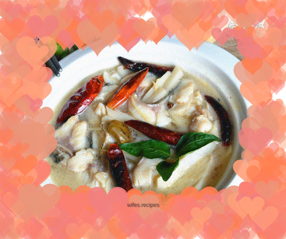 Sour bamboo shoots and fish fillets