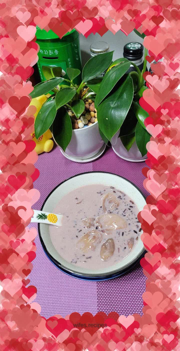 Isinglass Stewed Purple Glutinous Rice