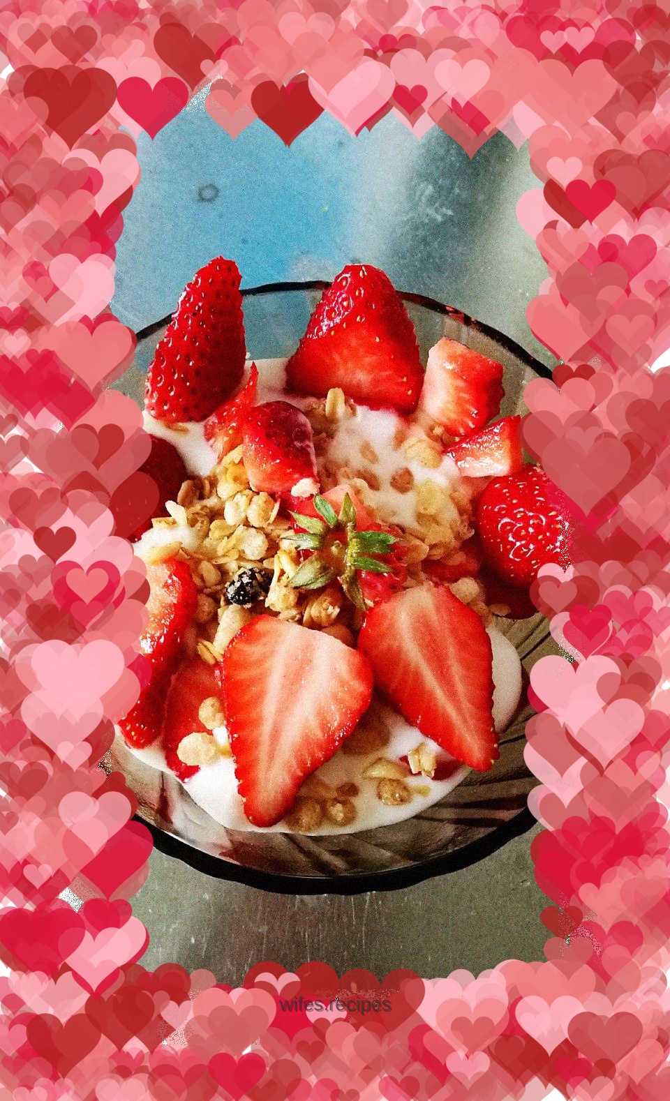 Strawberry cereal yogurt