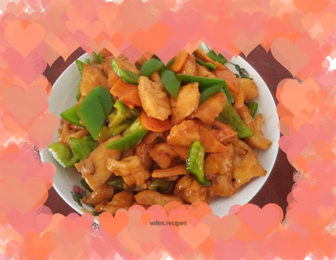Chicken slices with tomato sauce