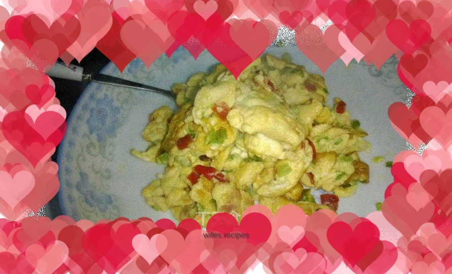 Chopped pepper eggs