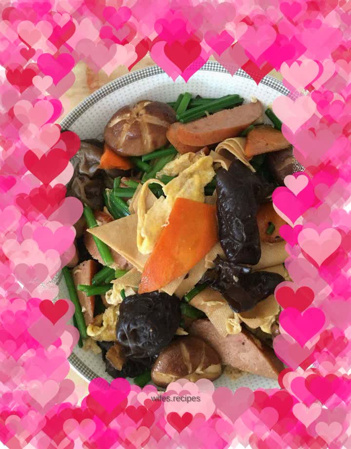 Stir-fried leek and greens