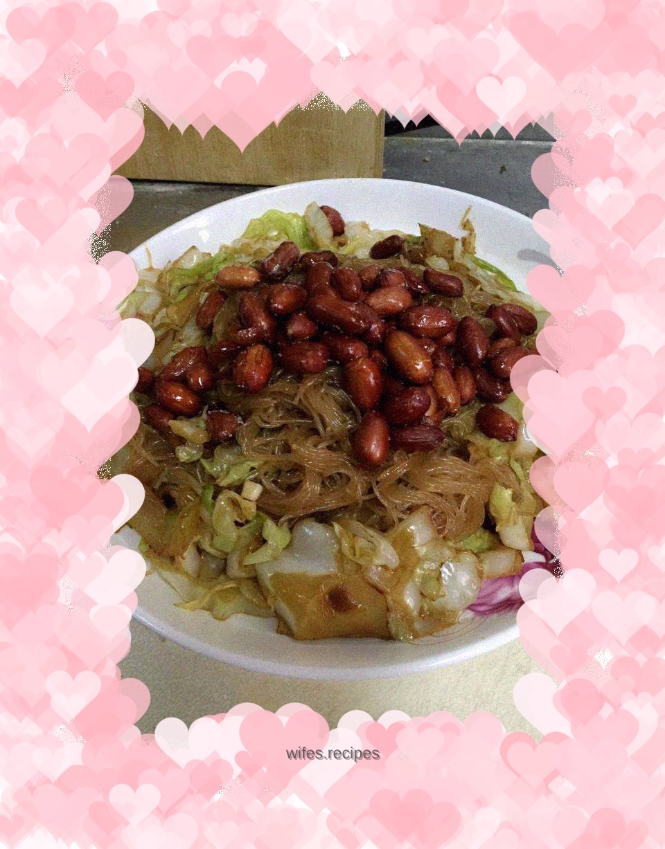 Vermicelli with cabbage