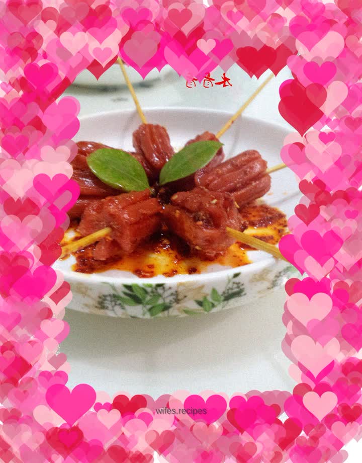 Bamboo skewer sausage