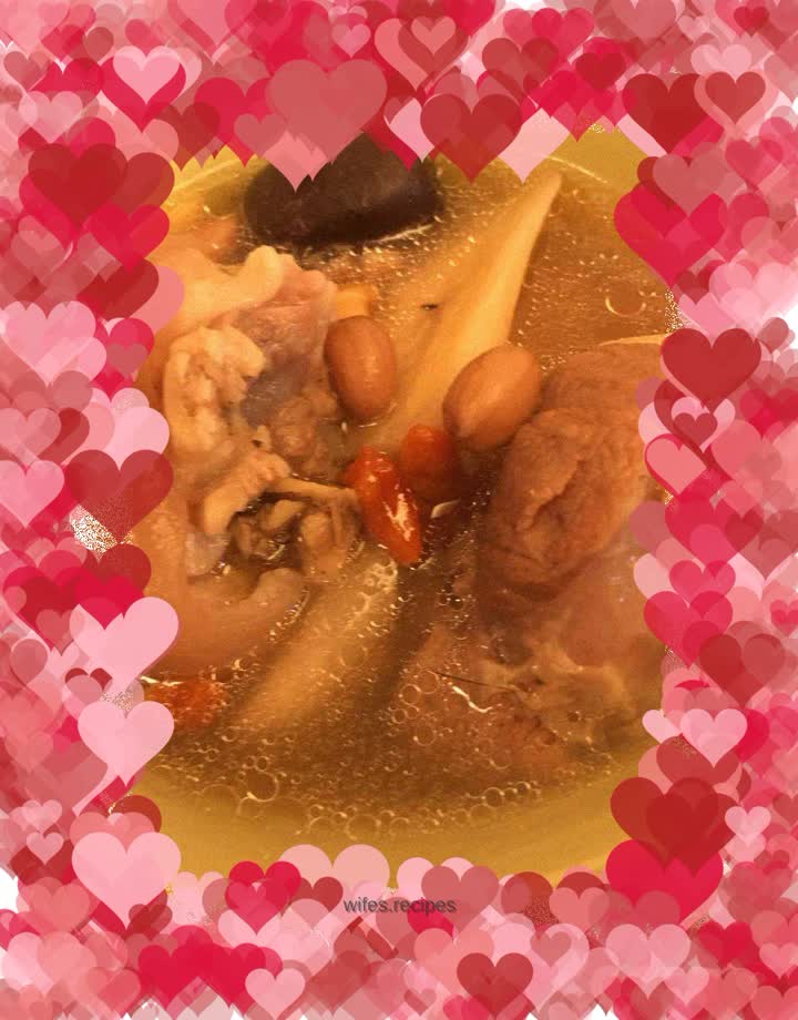 Soybean, Peanut and Pig’s Trotter Soup