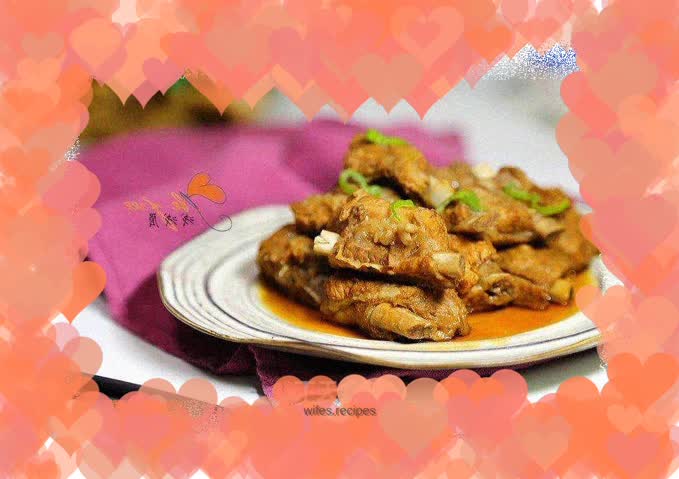 Nutritious and delicious braised pork ribs