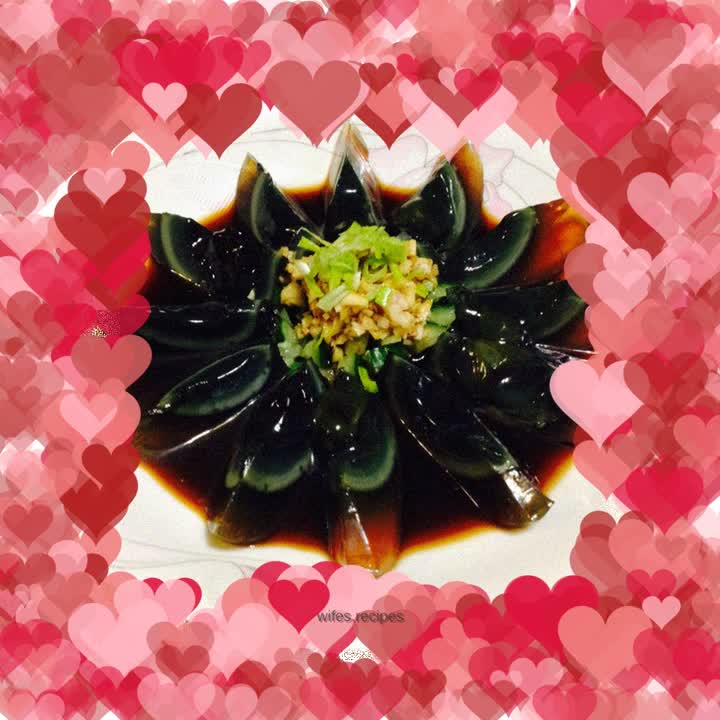 Cold preserved egg and cucumber