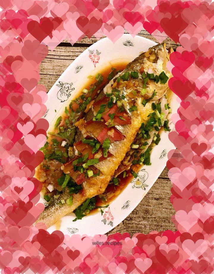 Steamed yellow croaker with southern style meat