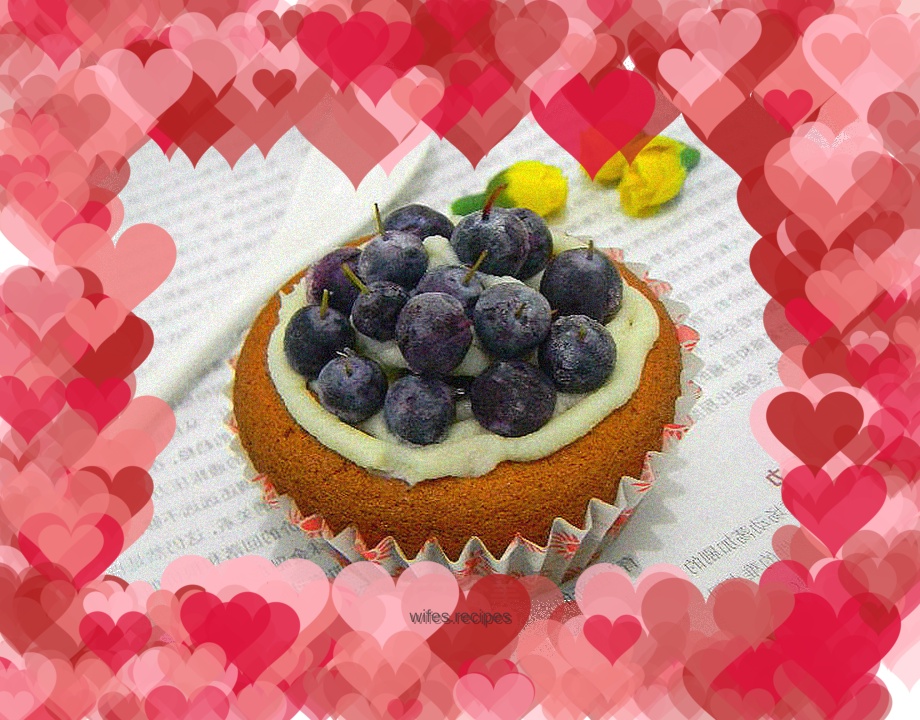 Little Chiffon Blueberry Cake