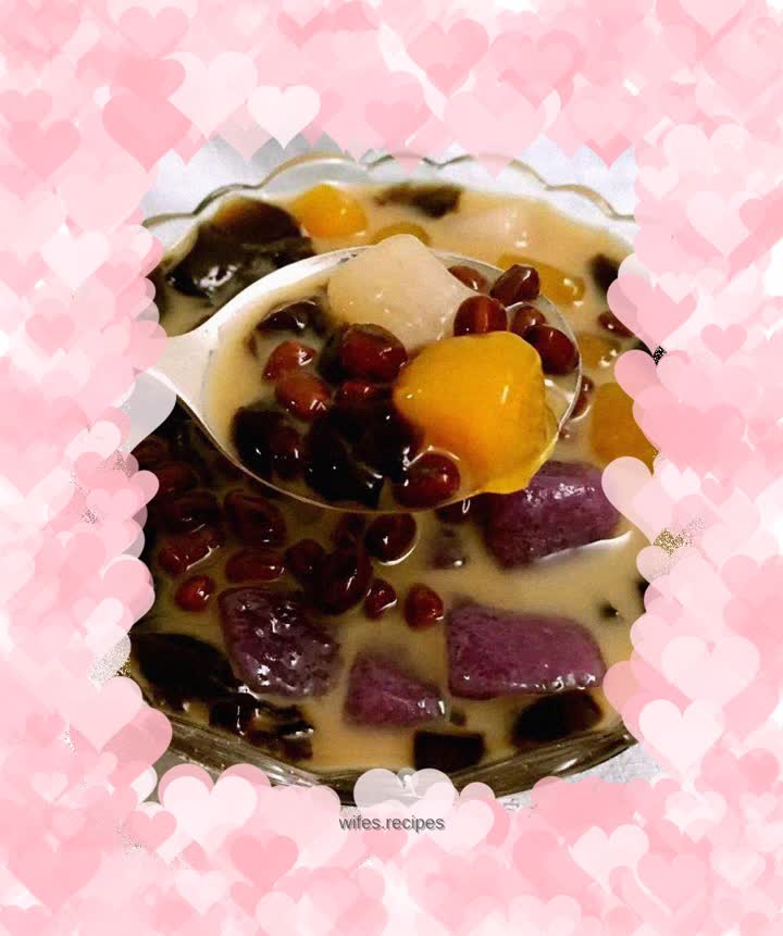 Taro balls and roasted grass jelly