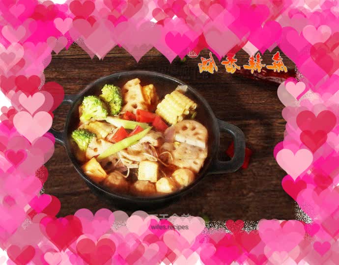 Spicy hotpot with crayfish seasoning