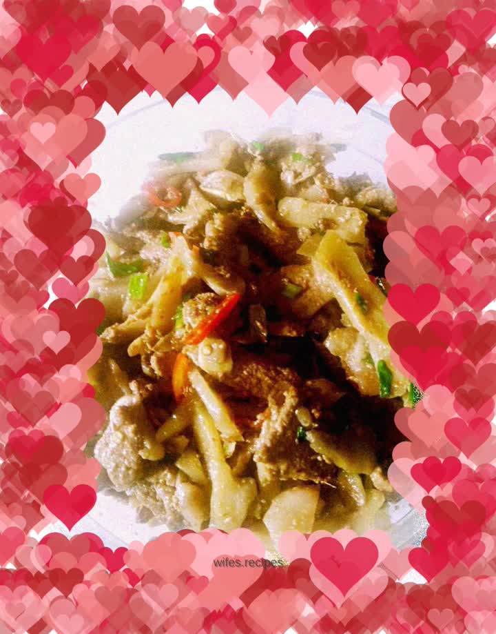 Spicy and sour pork liver