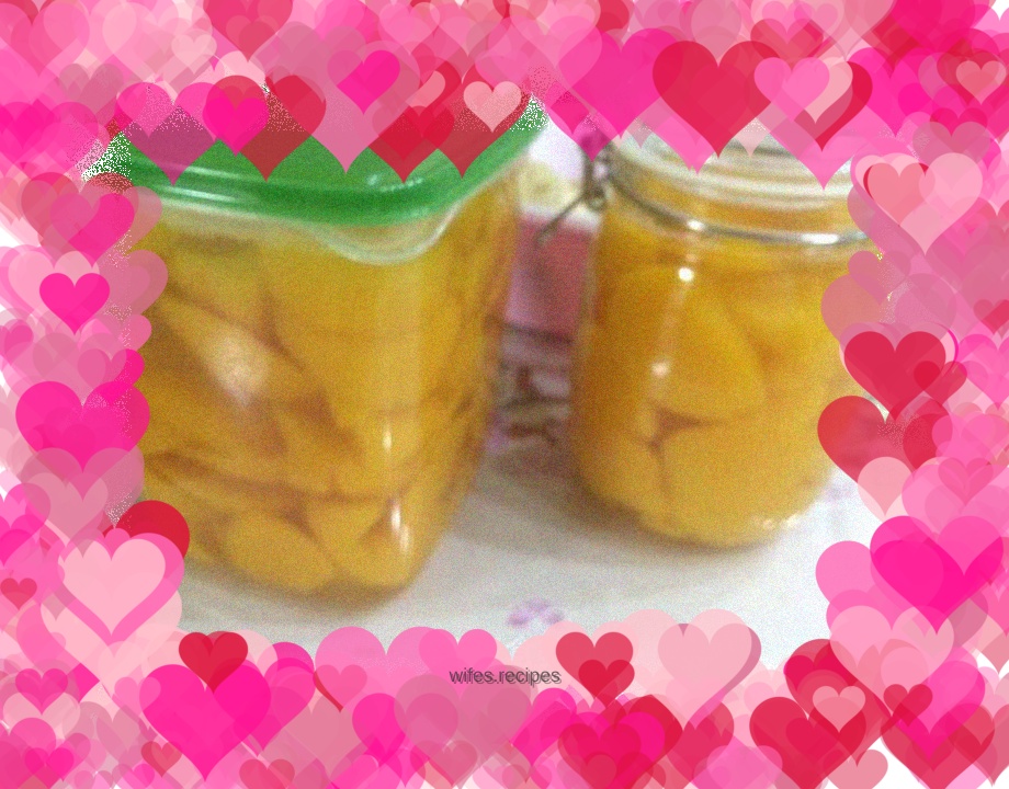 Canned yellow peach