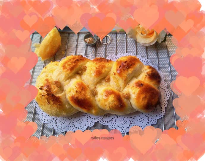 Raisin Coconut Bread