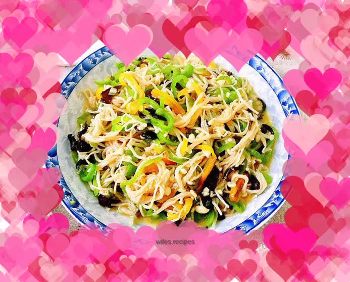 Spicy Pepper, Fungus and Enoki Mushroom