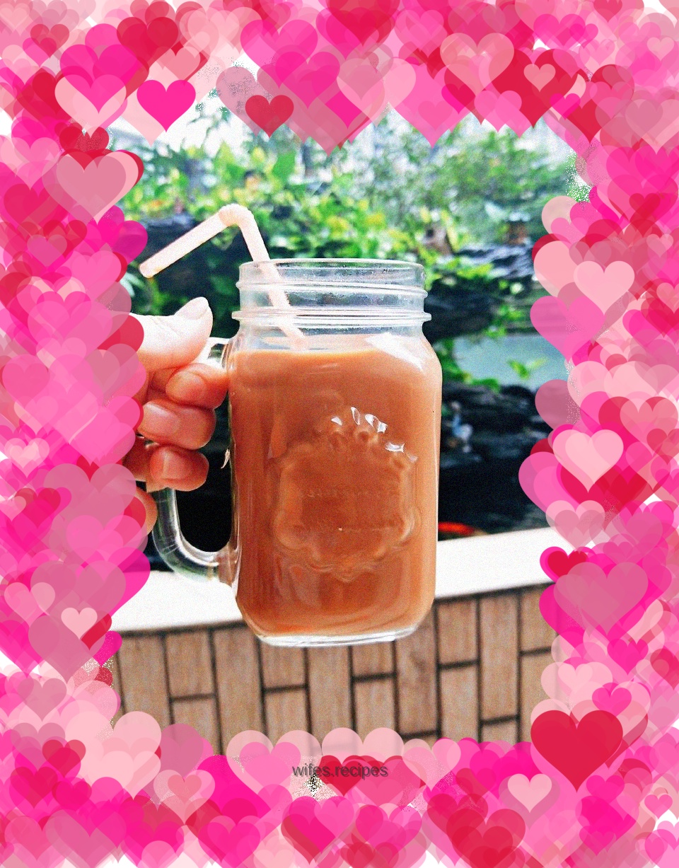 Family version of caramel Hong Kong style milk tea