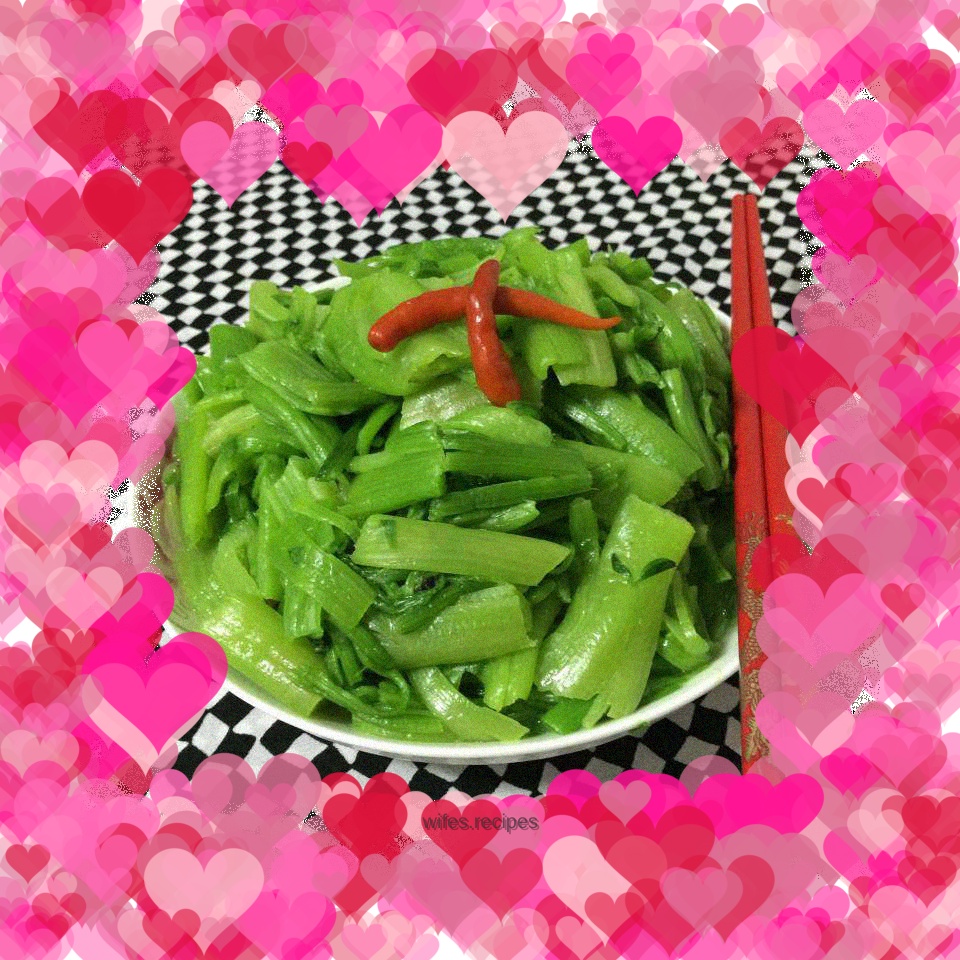 Fried spinach stalks